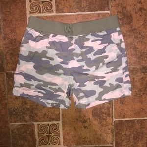 The children’s place army pattern shorts
